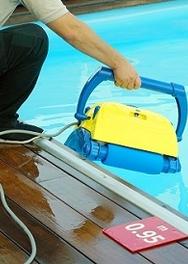 Full Service Pool Cleaning
